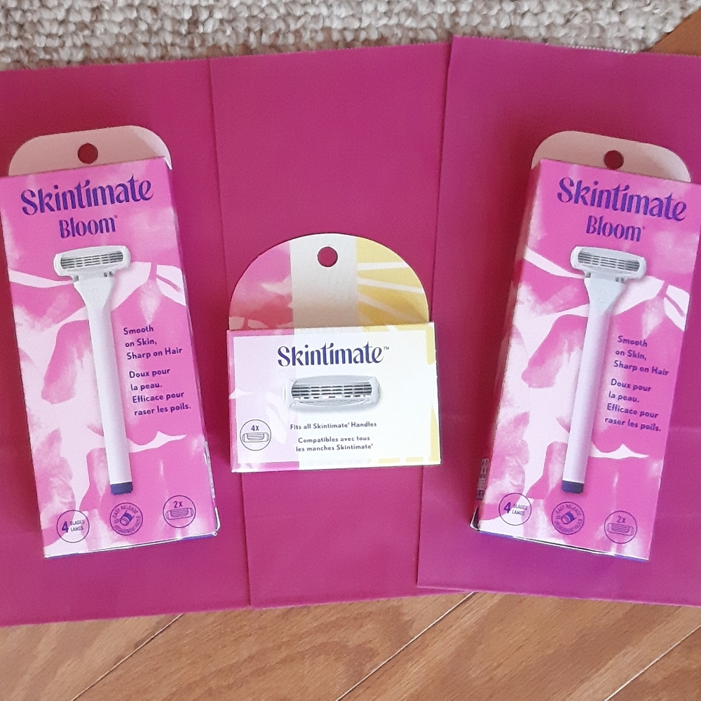 Skintimate Bloom Razor Bundle - Picture 2 of 13